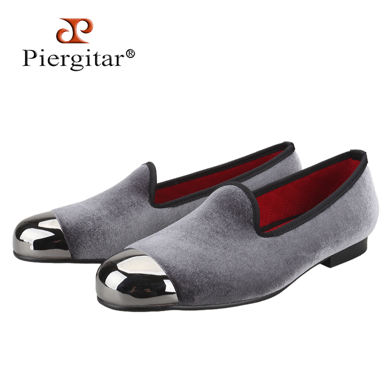 Men'S Formal Wear Slippers - Szare aksamitne wsuwane mokasyny Piergitar z