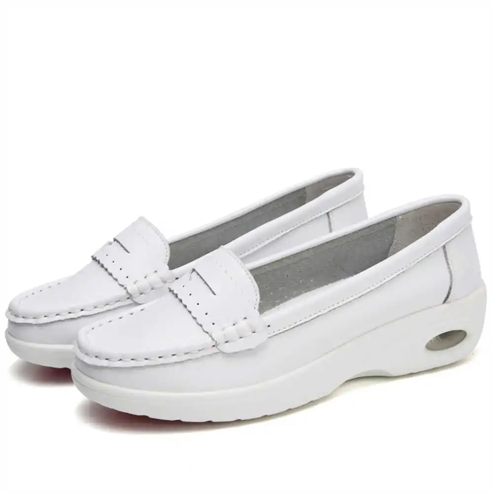 Białe buty sportowe z grubą po – Men'S Best Sneakers For Formal Wear recenzja i cena