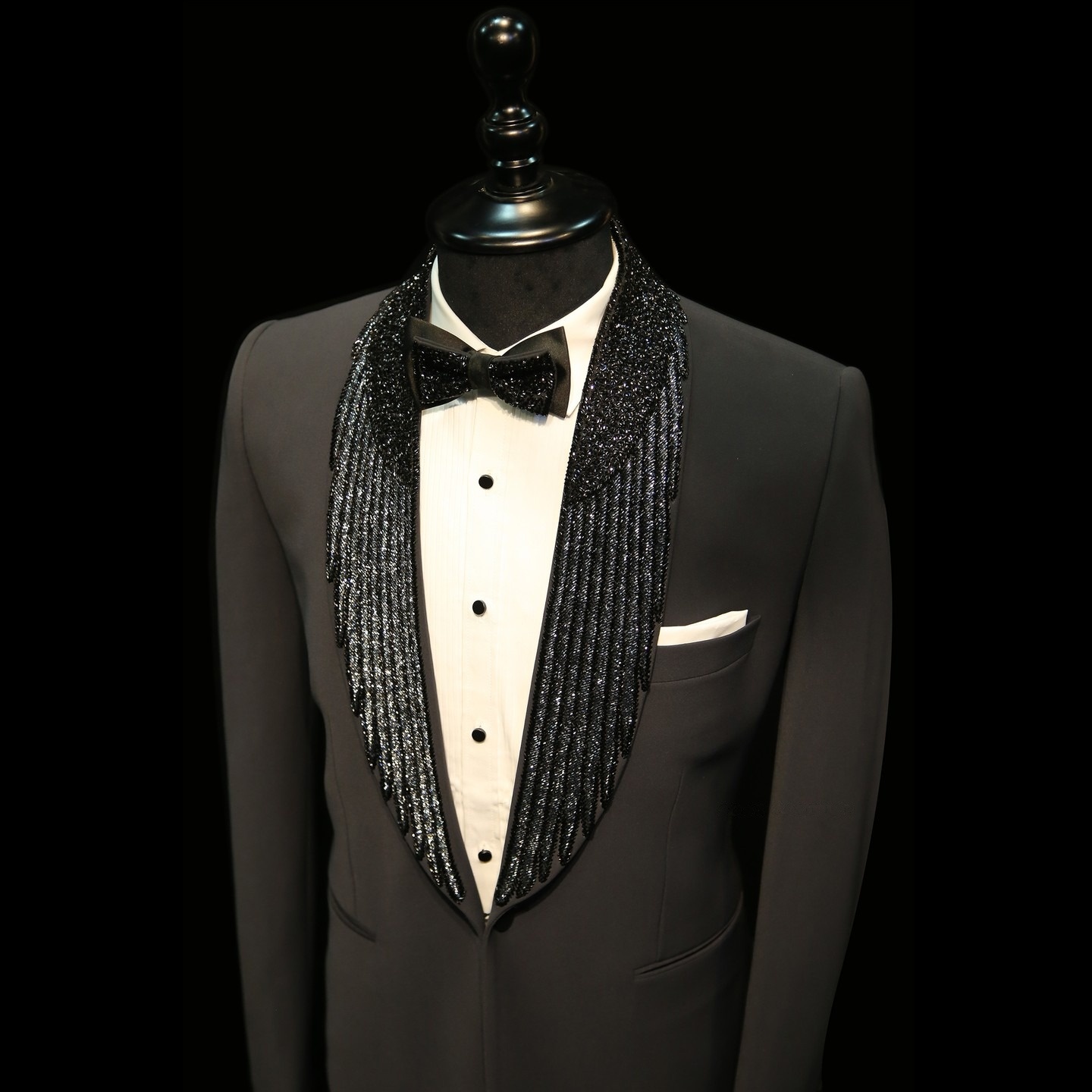Nowoczesne, dopasowane na miar – Men Formal Wear Modern recenzja i cena