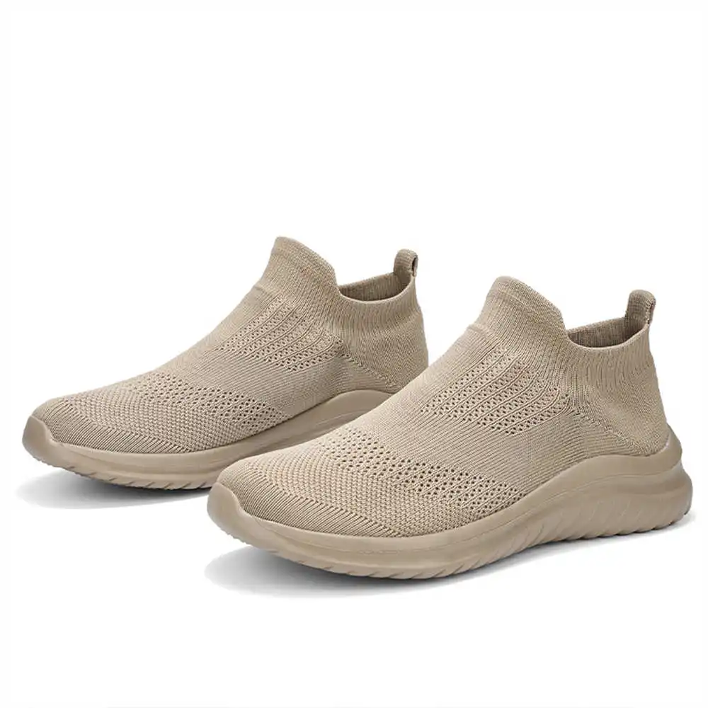 Beżowe miękkie nowe nowości bu – Men'S Best Sneakers For Formal Wear recenzja i cena